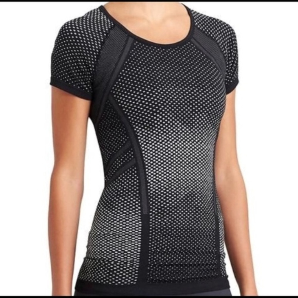Athleta Fastest Track Polka Dot Tee- Small